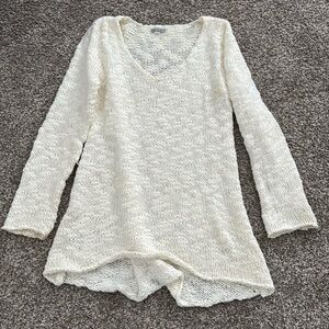 NWT Lemon off white snow drift knit sweater - medium